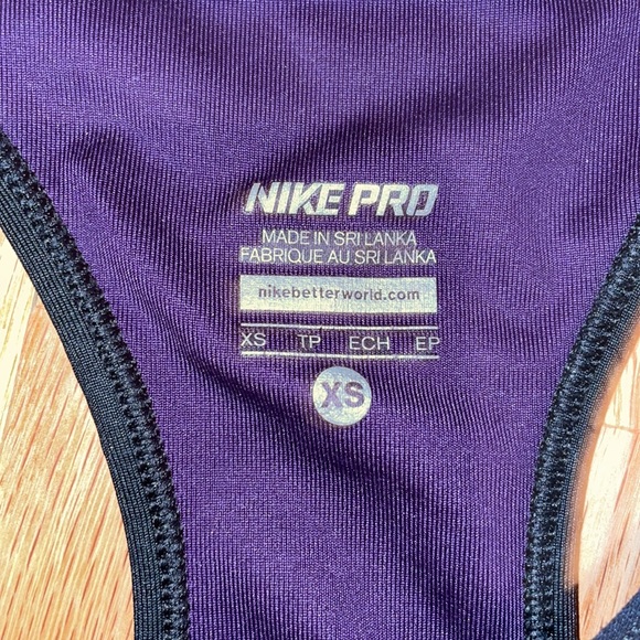 Purple Sports Bra 💖Bundle It💖 Nike Pro Dri-Fit - Picture 2 of 7